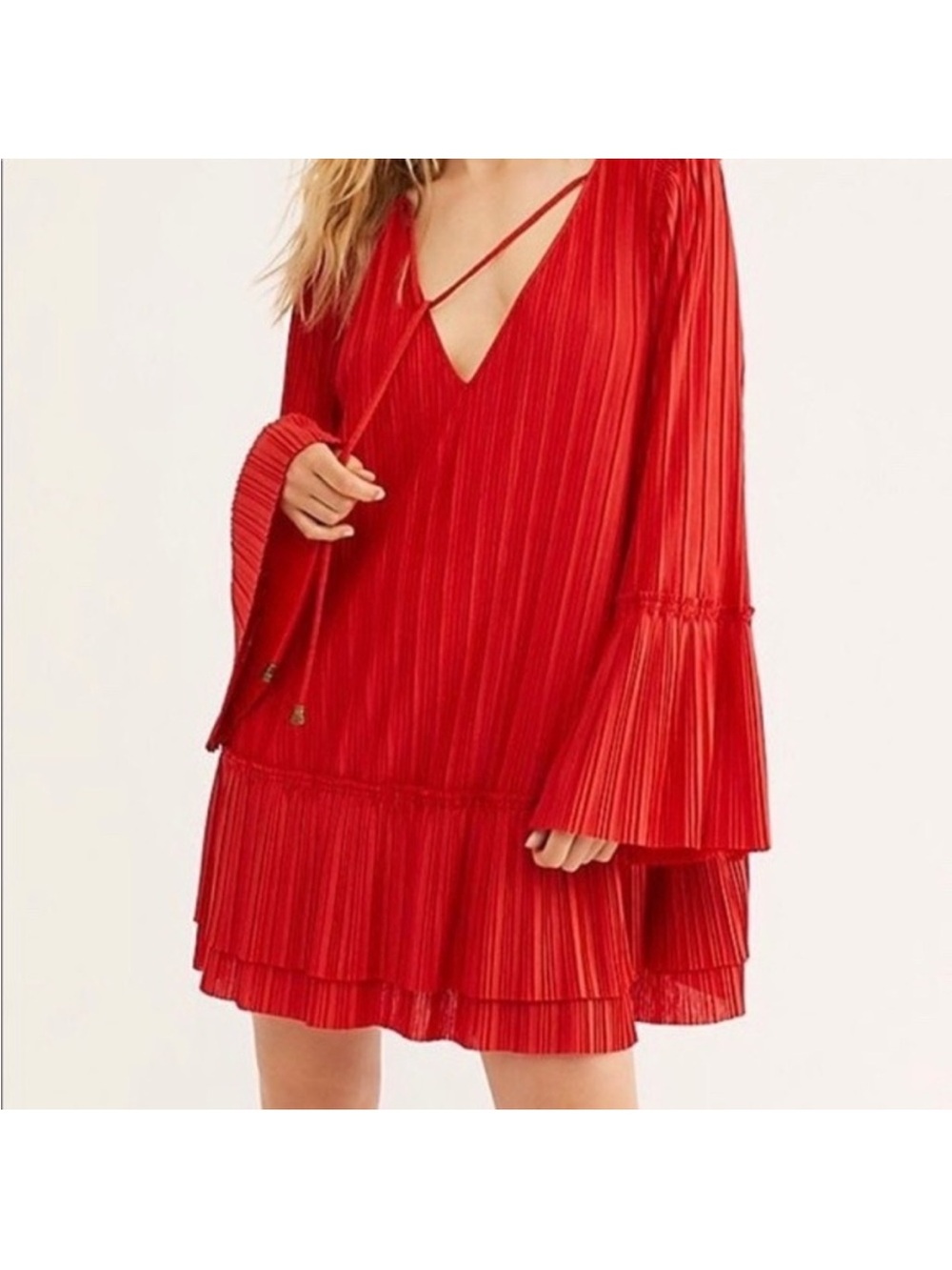 Free People - Can't help it Plisse Pleated V-Neck Dress - Medium